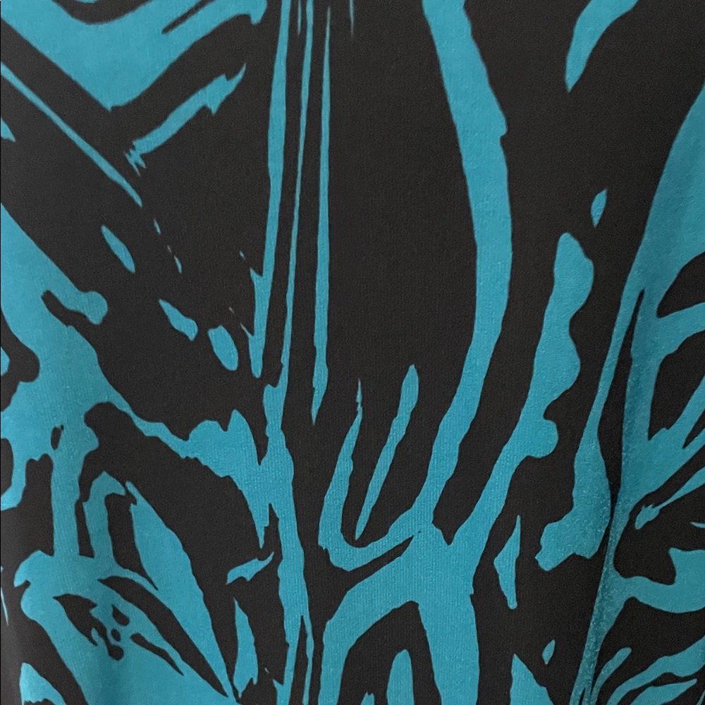 Serengeti Turquoise and Black Patterned Fabric - Picture 14 of 15